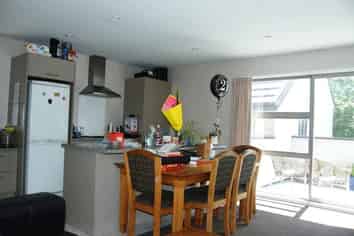 2/100 Hastings Street, Sydenham