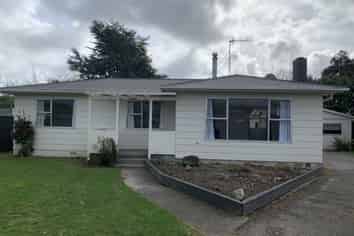 90 Strathmore Avenue , Levin