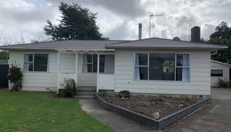 90 Strathmore Avenue , Levin