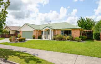 49 Cairns Crescent, Rototuna