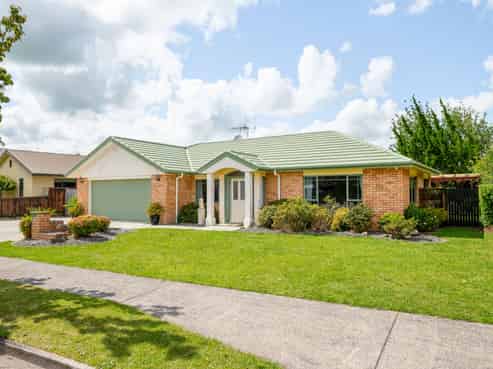 49 Cairns Crescent, Rototuna