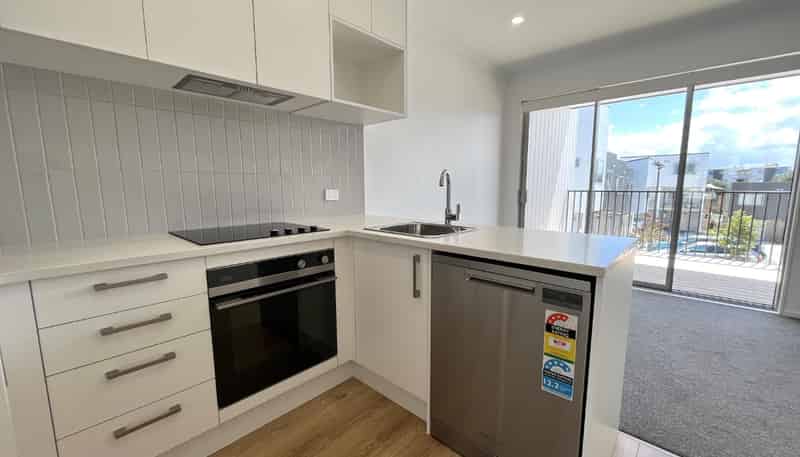 39 Ngae Place, Mangere East