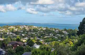 18/929-933 East Coast Road, Torbay