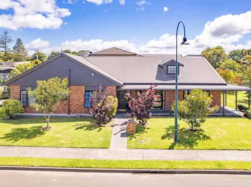 3 St Johns Heights, Saint Johns Hill