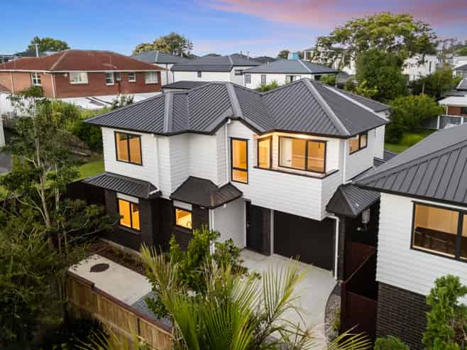 56 Angelo Avenue, Howick