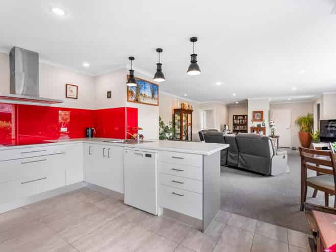 20 Dune Lake Place, Ruakaka