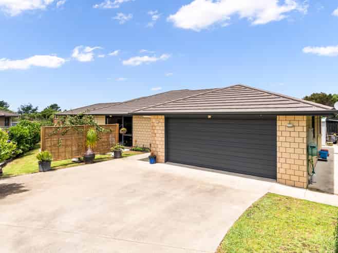 20 Dune Lake Place, Ruakaka