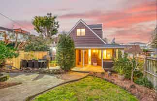 45 Swann Beach Road, Stanmore Bay