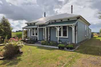 11 & 0 May Street, Clinton and Surrounds