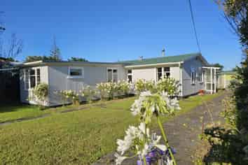 169 Kahukura Avenue, Waitarere Beach