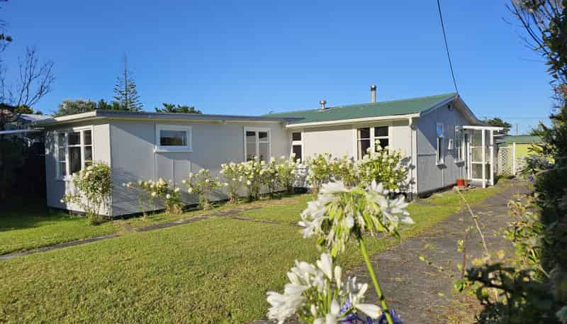 169 Kahukura Avenue, Waitarere Beach