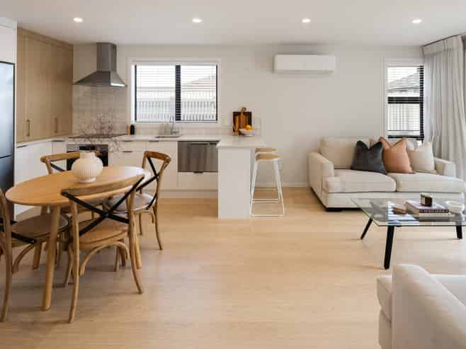 2/10 Maanihi Drive, Rototuna North