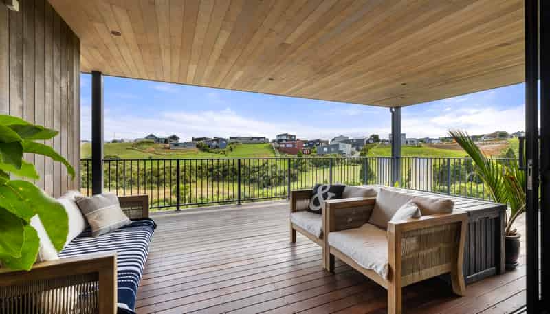 21 Maataitai Road, Raglan