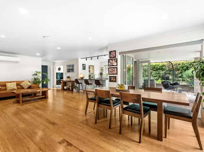 44 Brenda Gardner Way, MAUNU