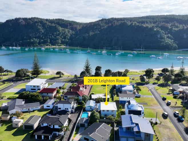 201B Leighton Road, Whangamata