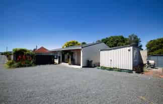 151 & 151a Beach Road, Kaikoura