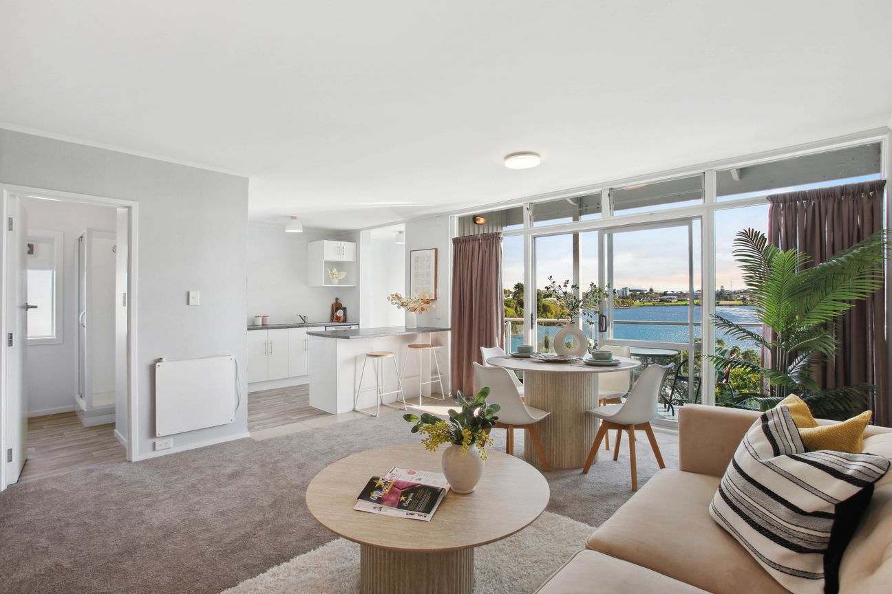 Uber Cool with Breathtaking Water Views - Widok 4