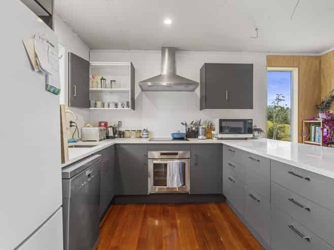 600 Crows Nest Road, Hukerenui