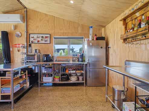 181 Ngaio Drive, Matarangi