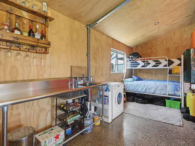 181 Ngaio Drive, Matarangi