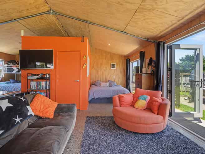 181 Ngaio Drive, Matarangi