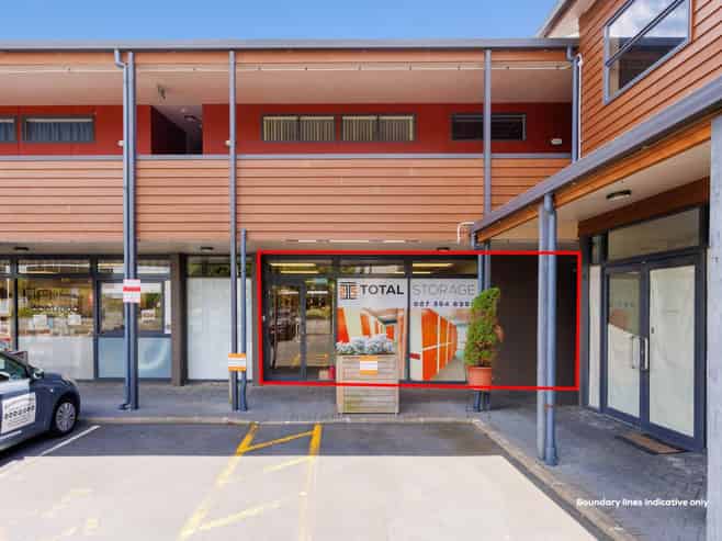 RETAIL PLUS LOCKER BUSINESS IN ONE PACKAGE
