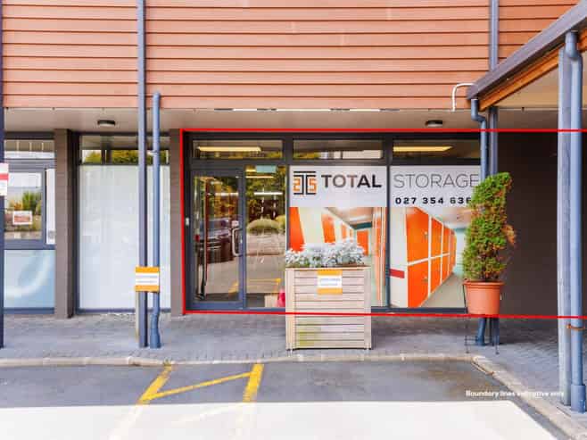 RETAIL PLUS LOCKER BUSINESS IN ONE PACKAGE
