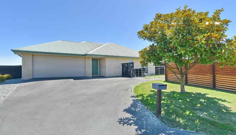 102 Charles Street, Rangiora