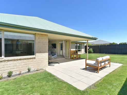 102 Charles Street, Rangiora