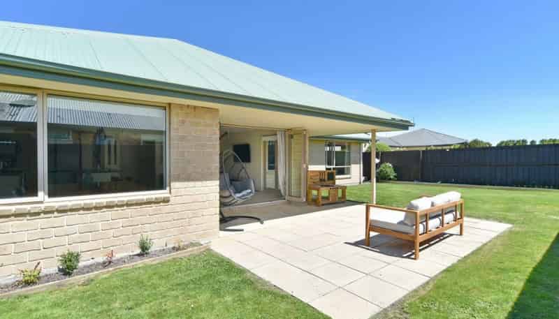 102 Charles Street, Rangiora