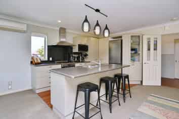 102 Charles Street, Rangiora