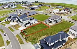 14 Korowhiti Road, Clarks Beach