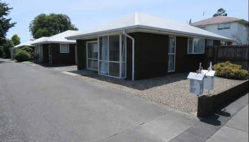 1/8 Peverel Street, Riccarton