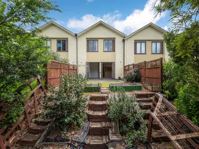 16/11 The Avenue, Albany