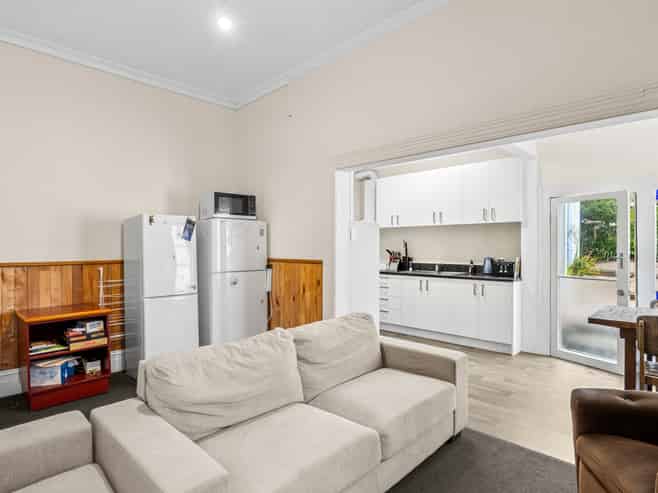 44 Heriot Row, Dunedin Central