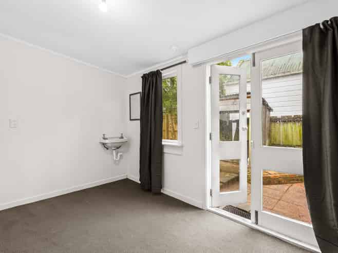 44 Heriot Row, Dunedin Central