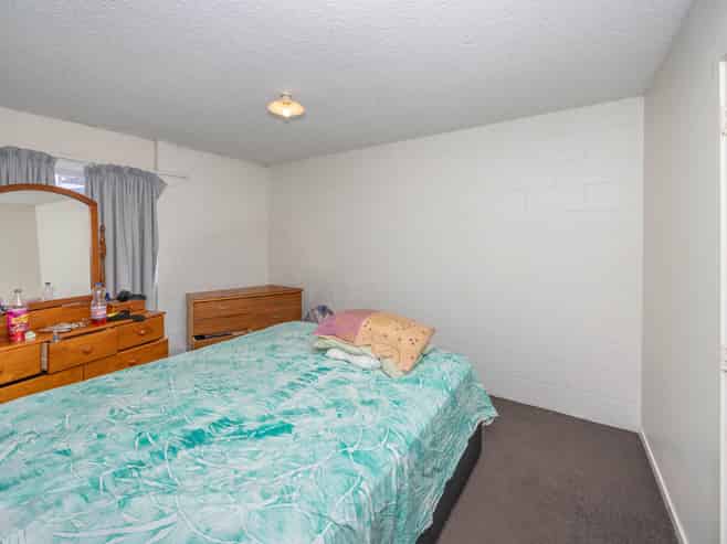 Units 1-10 at 11 Coates Street, Hamilton East