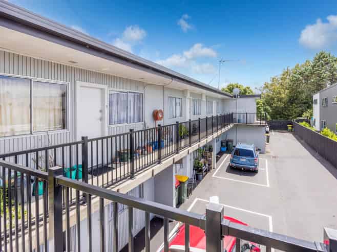 Units 1-10 at 11 Coates Street, Hamilton East