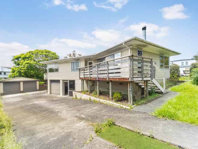 29 Kingdale Road, Henderson