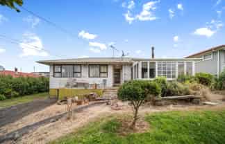 63 Smiths Avenue, Papakura