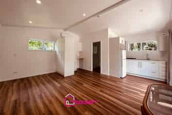 302a Sandes Street, Thames