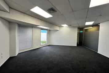 Tidy Office Space Available in Henderson