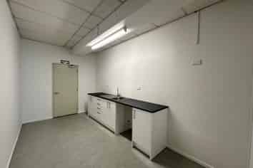 Tidy Office Space Available in Henderson