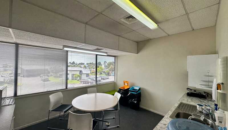 9/295 Lincoln Road, Henderson