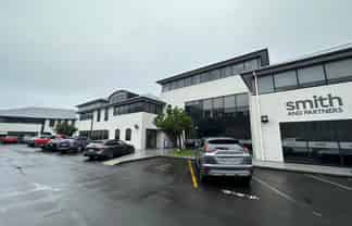 Modern, Spacious Office on Lincoln Road