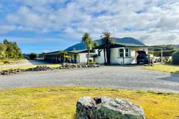 2830 Franz Josef Highway, Franz Josef Glacier