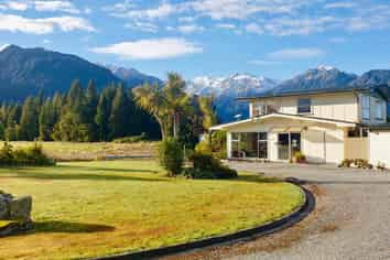 15 Room Motel - Turn Key Opportunity