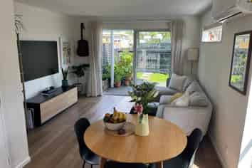 325 Glengarry Rd, Glen Eden