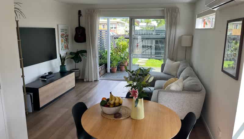 325 Glengarry Rd, Glen Eden