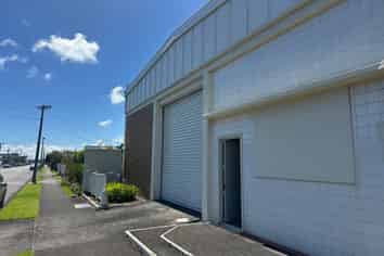 Well Positioned CBD Warehouse